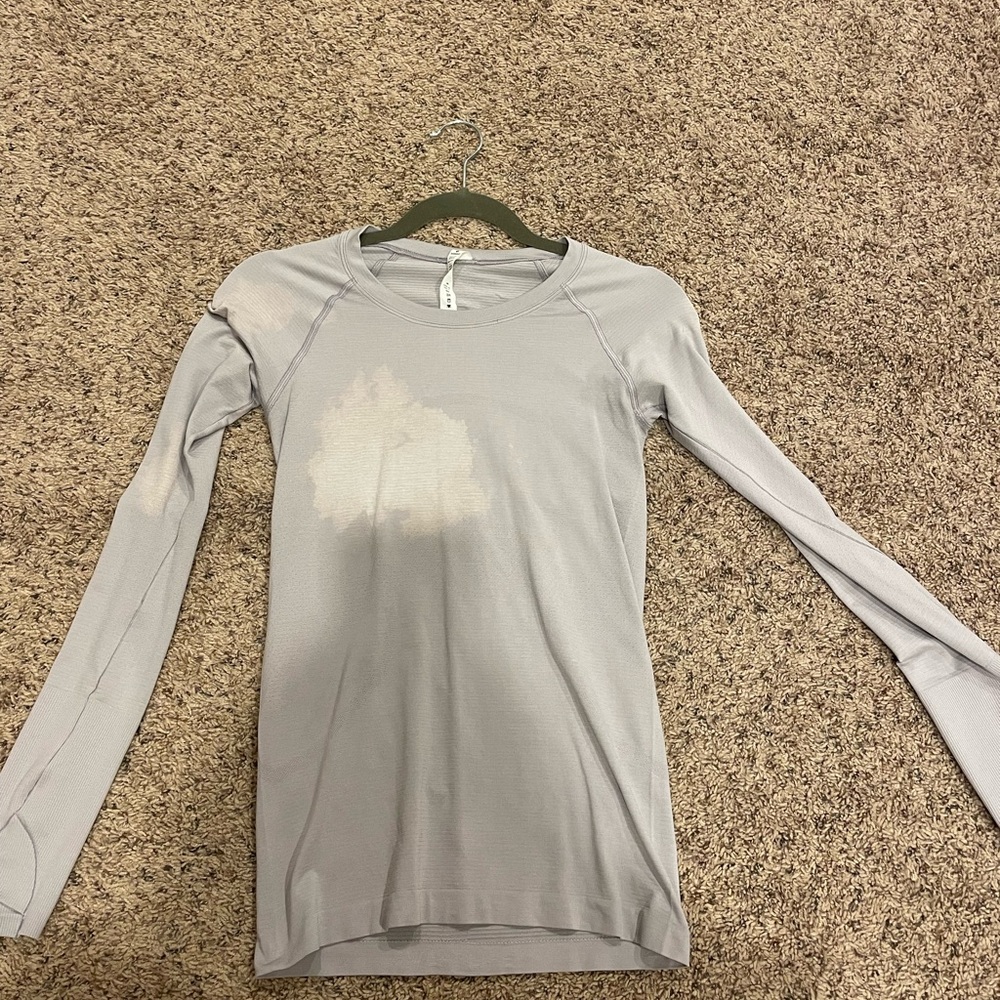 Long sleeve swiftly tech with bleach stain